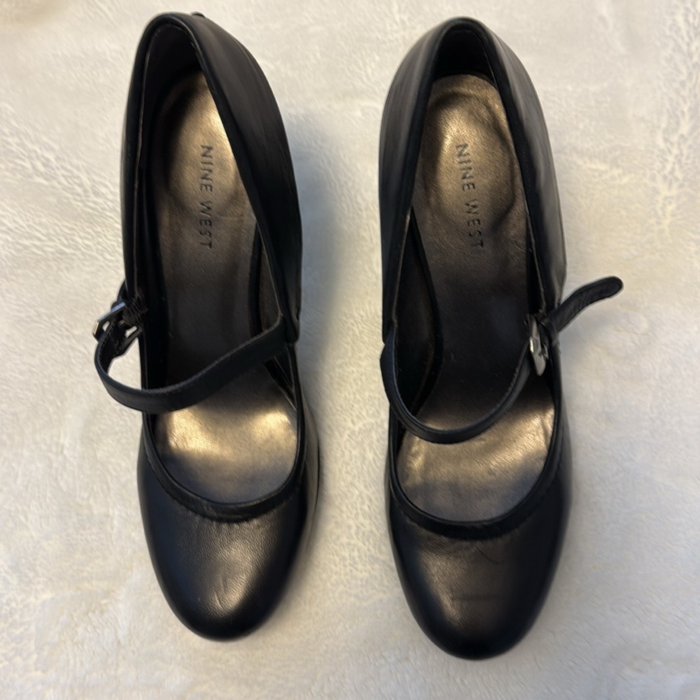 Nine West Black Mary Jane Heels - Picture 5 of 16
